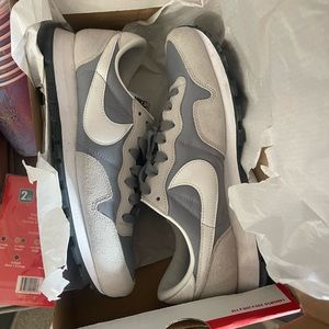 Nike Air Pegasus 83 Premium